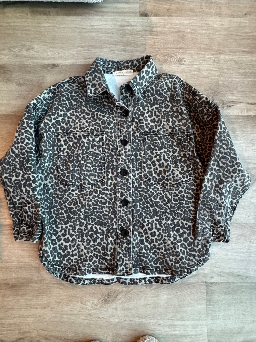 Stitch and Feather Leopard Print Shacket Sz S